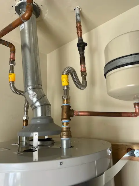 Water heater installation and plumbing repair in Savannah